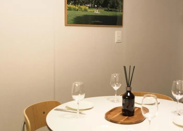 Hongdae Irum #cozy 2br 3beds #5min Sangsu Station